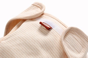 Safety issues with baby paper diapers velcro