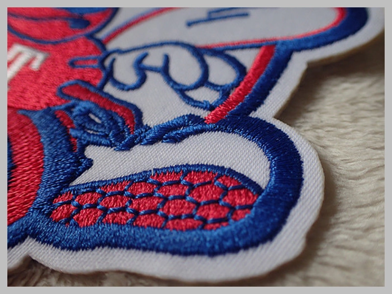 3D Washable Embroidery Heat Transfer Ski-Wear Patch Thumb