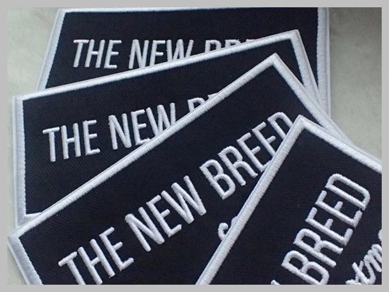 Custom Logo Polyester Adhesive Embroidery Patches Thumb