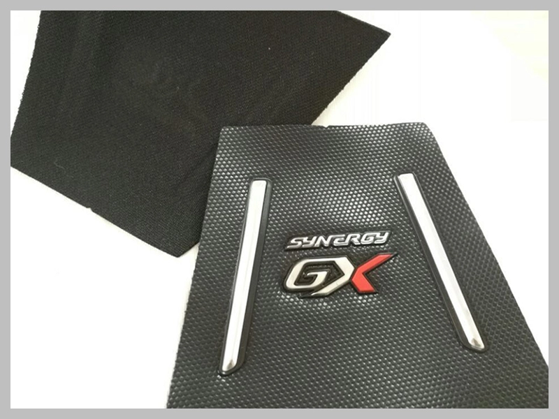 Custom Raised Rubber Heat Transfer Silicone Logo