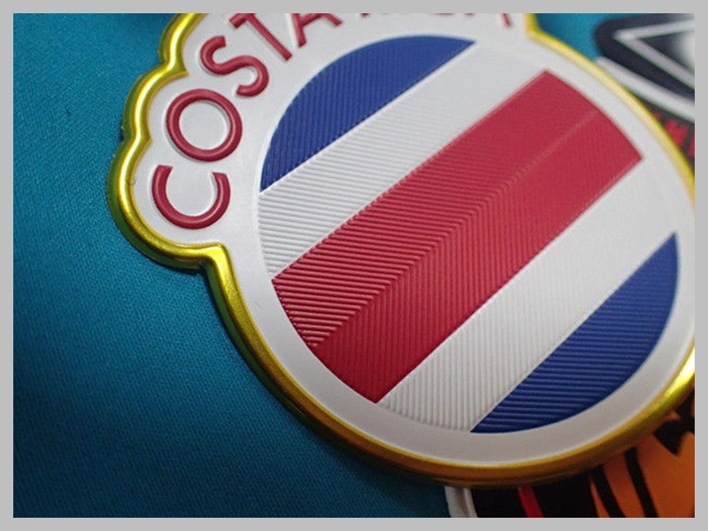 Embossed 3D Iron-On PVC Logo Cloth Patches Thumb