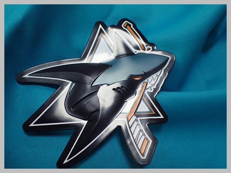 Embossed 3D Iron-On PVC Logo Cloth Patches Thumb