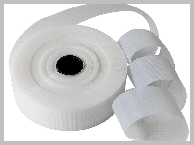 Dedicated Injection Hook for Saliva Towels