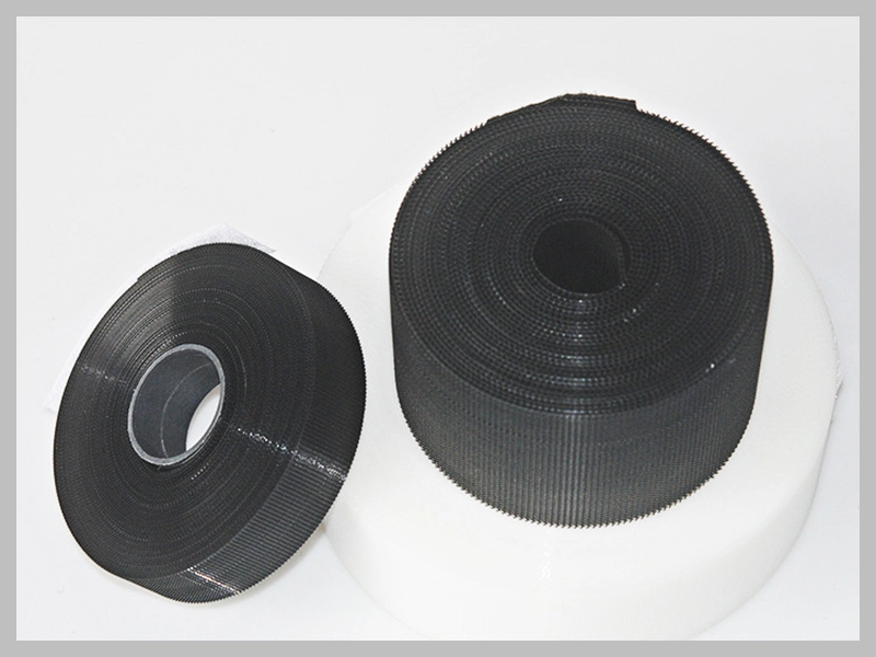 Dedicated Injection Hook for Saliva Towels Thumb