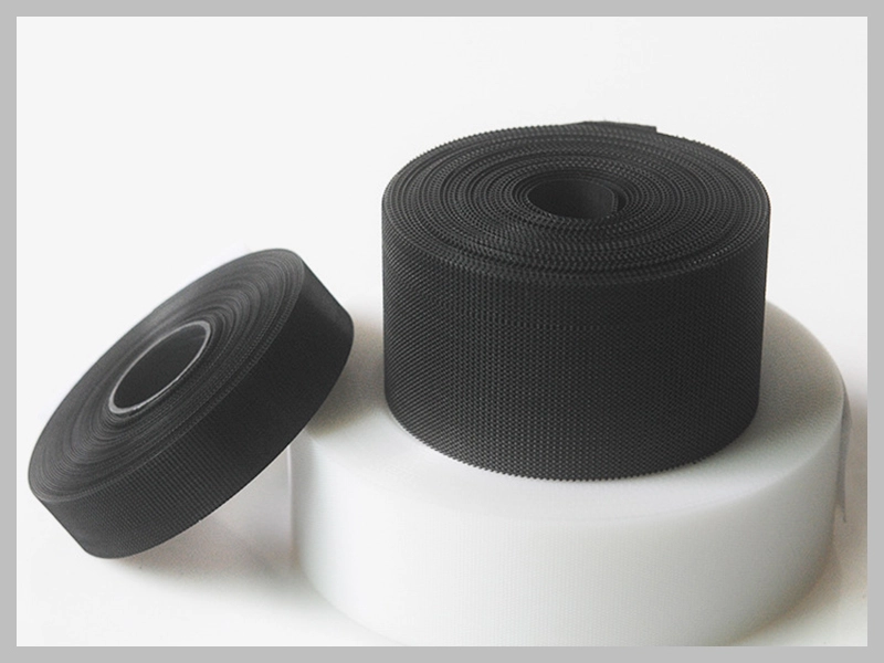 Dedicated Injection Hook for Saliva Towels Thumb