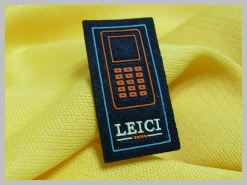 Custom Embossed 3D Rubber Silicon Badge for Shoes Thumb